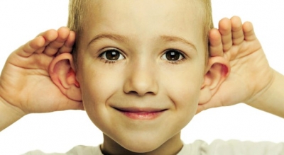 Claves para detectar si su hijo pierde audición